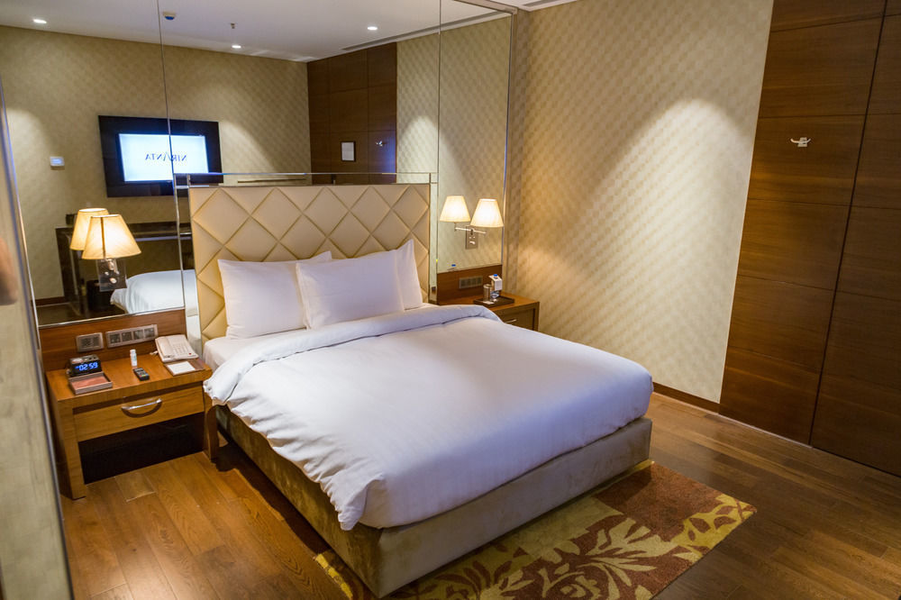 Niranta Transit Hotel Mumbai Airport - At Arrivals Экстерьер фото