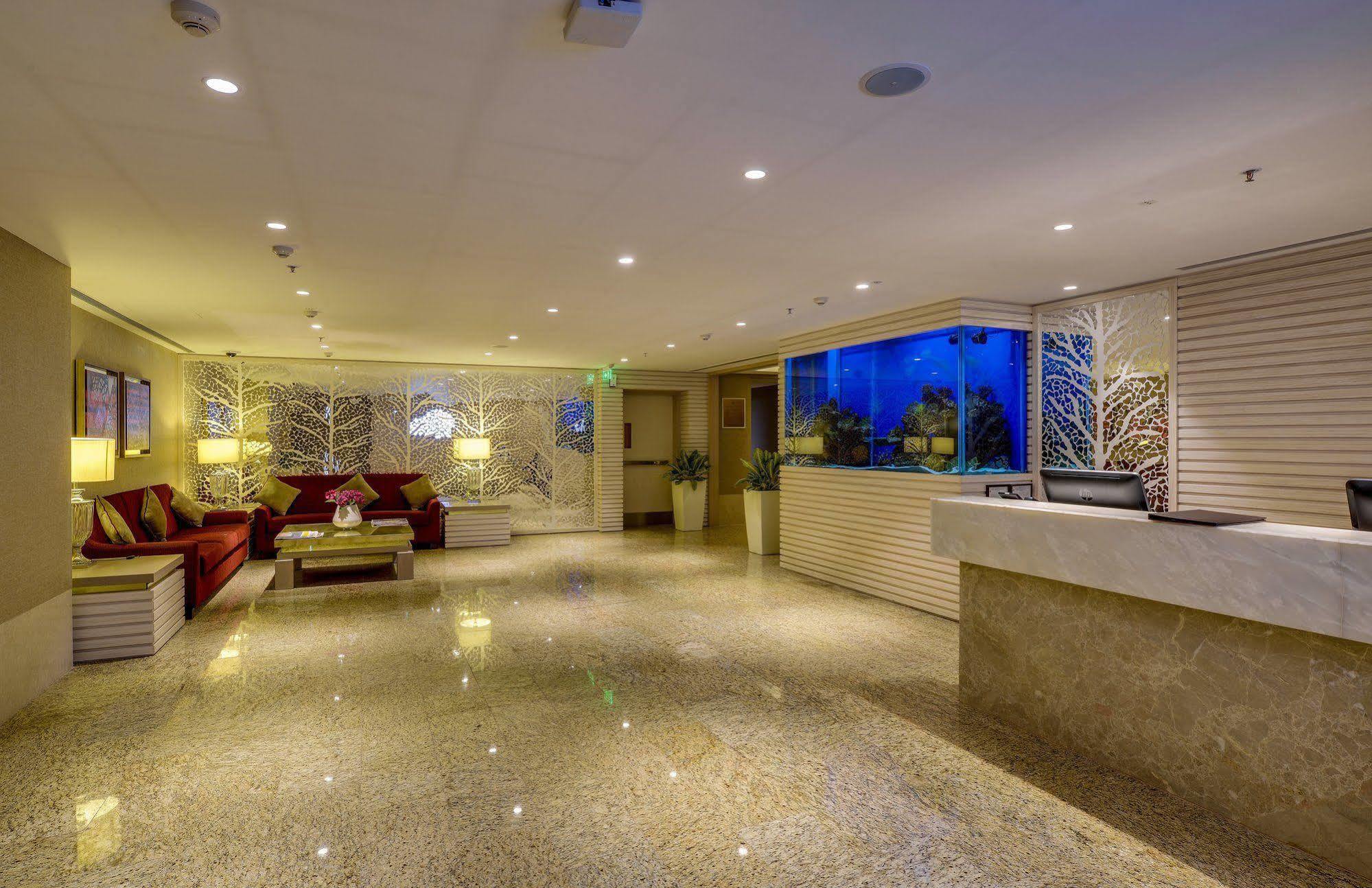 Niranta Transit Hotel Mumbai Airport - At Arrivals Экстерьер фото