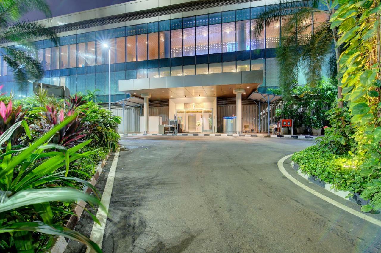 Niranta Transit Hotel Mumbai Airport - At Arrivals Экстерьер фото